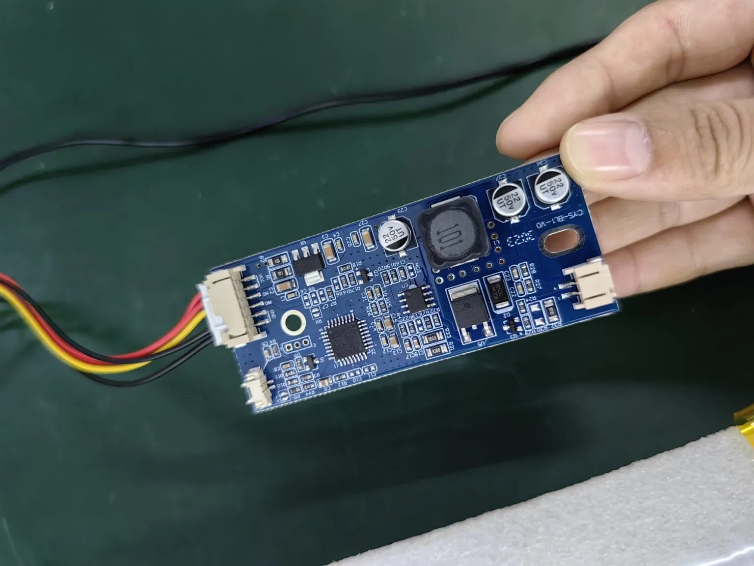 Troubleshooting Guide: Resolving Monitor Black Screen and No Display